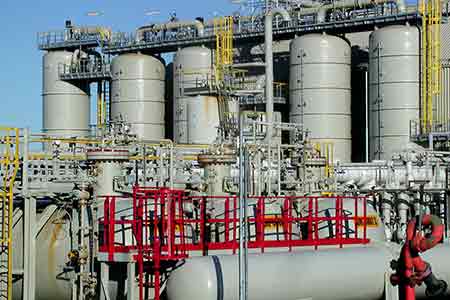 肯富来开云手机站官方版在线登入机组在北欧炼油项目油气回收使用现场